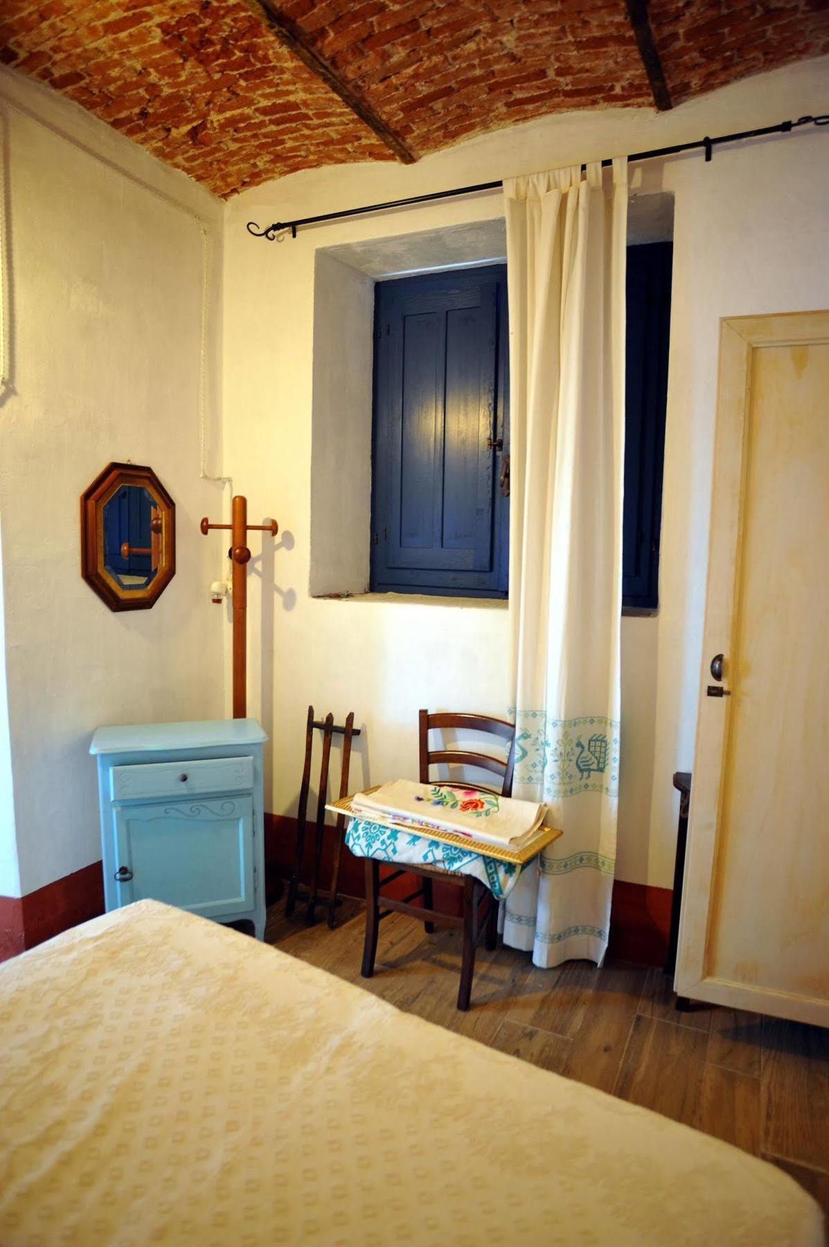 B&B Corte San Lussorio Oliena Exterior photo